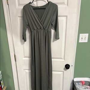 Elegant Green Maternity Maxi Dress